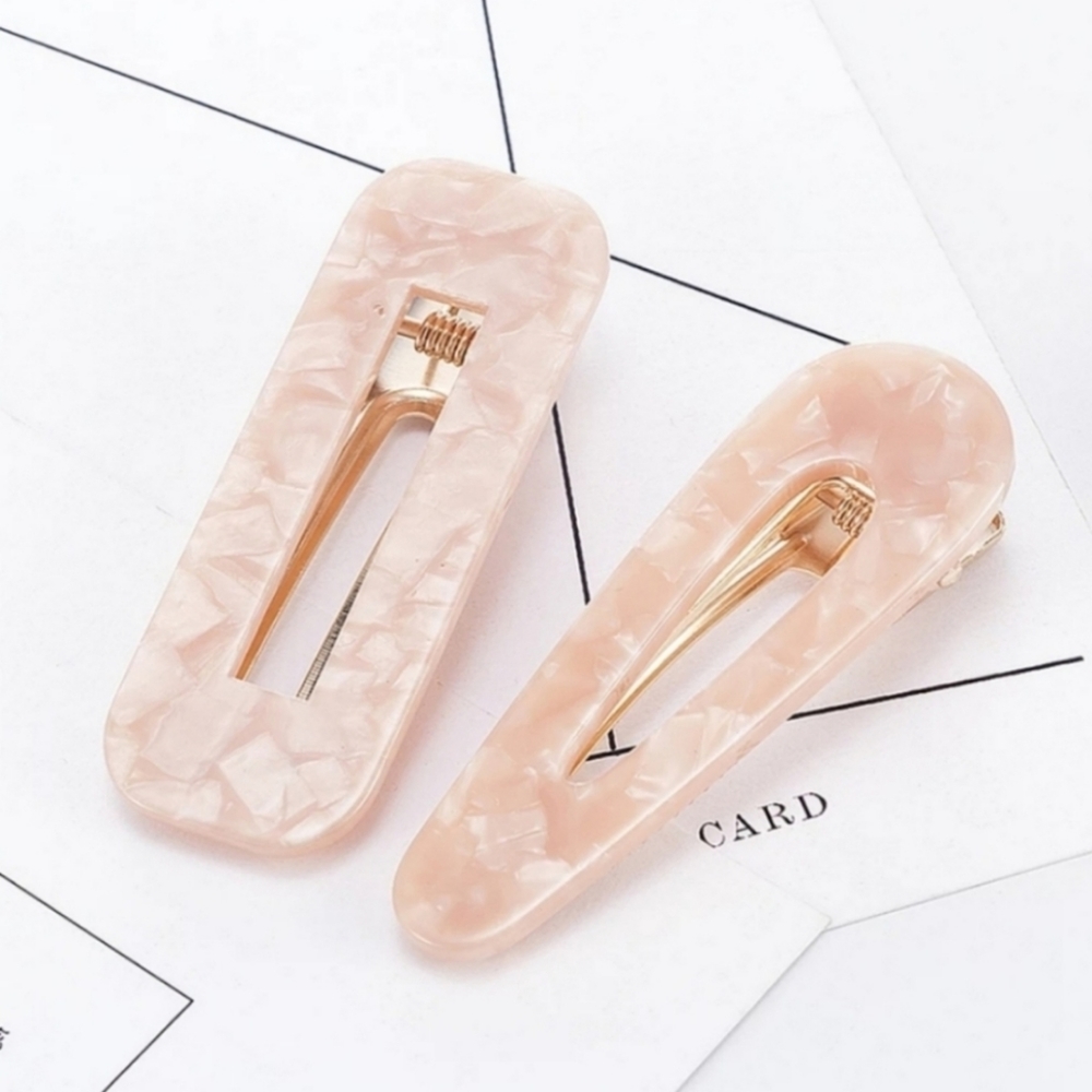 Resin 2 Large Hair Clip Set